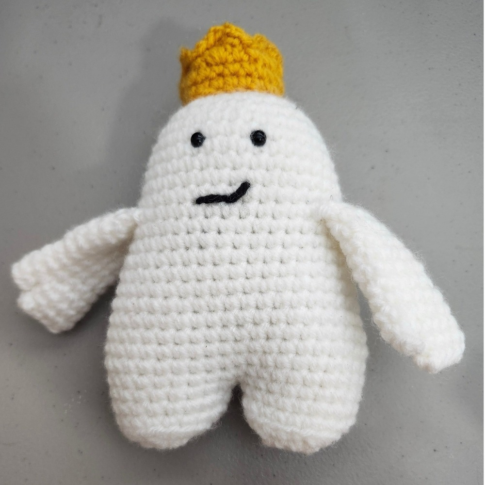 Handmade Crochet Amigurumi White Plush Toy Yellow Crown Crowned Character 7"